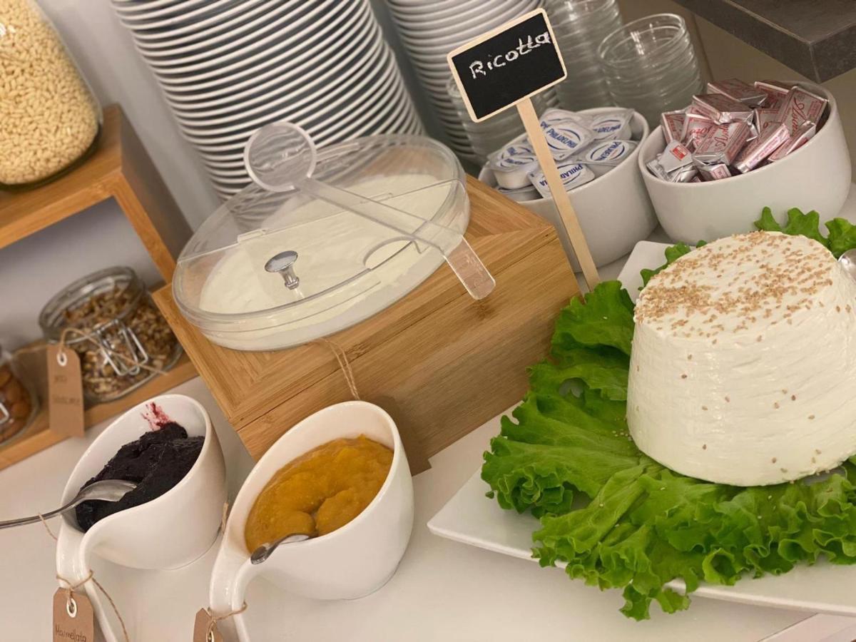 Hotel Apogeo - Breakfast Experience Ріміні Екстер'єр фото