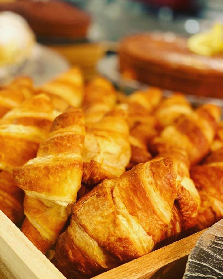 Hotel Apogeo - Breakfast Experience Ріміні Екстер'єр фото